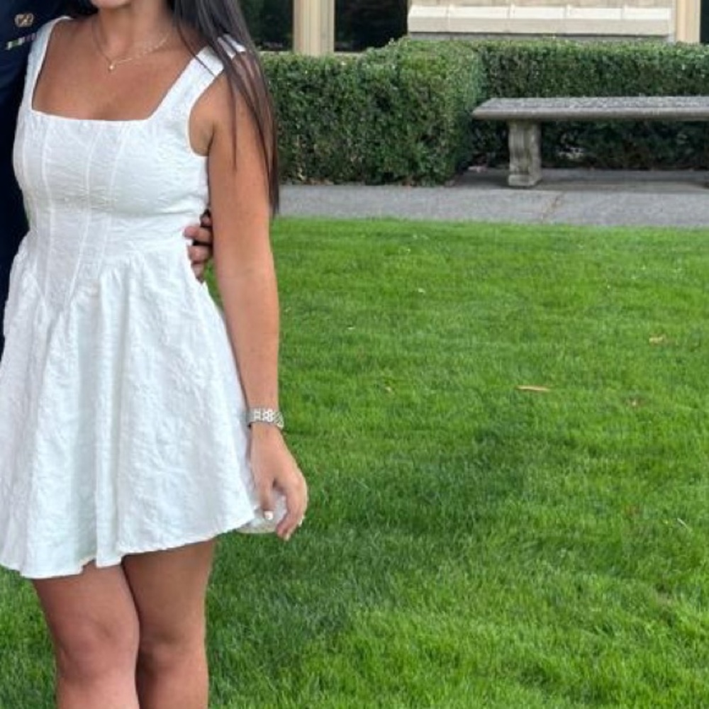Elegant White Mini Dress